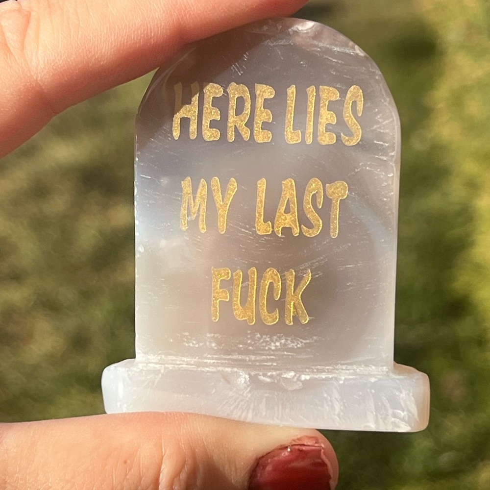 FLOWER AGATE tombstone carving